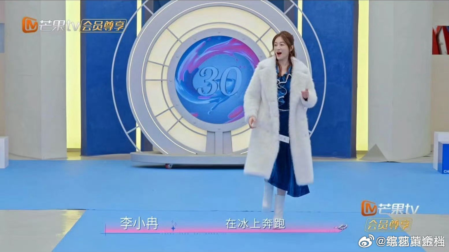 阚清子cos乔海伦何宣林cos青葵唐艺昕cos田灵儿何宣林一袭古风衣裙化身温柔善
