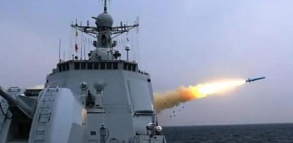 全球赌徒已下注，世界都在等中美“扣动扳机”！这么说吧，现在全世界除了中美两国，有