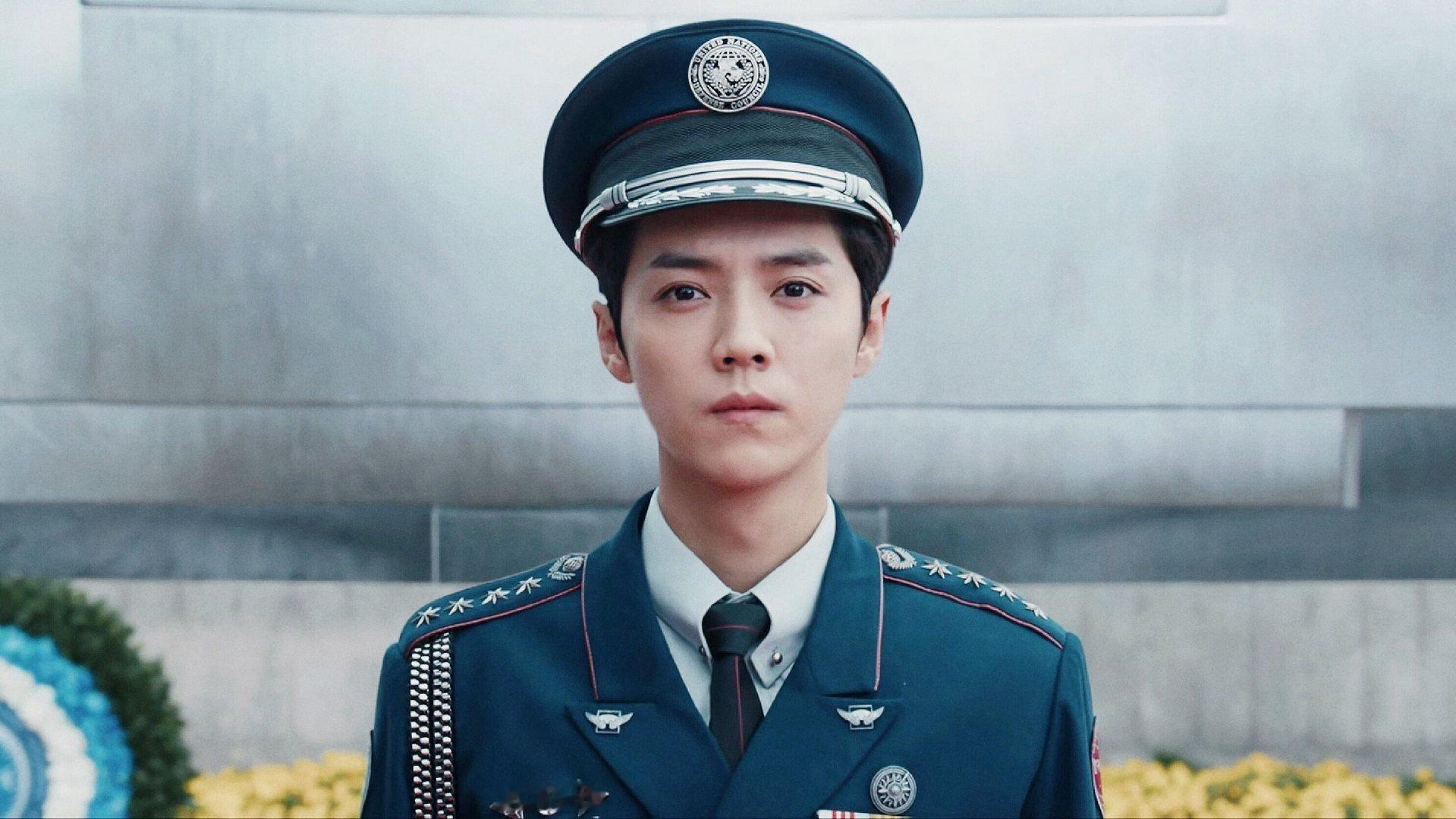 #鹿晗[超话]#“世间何来常青树，心中不负便胜朝暮.𝒯𝒽𝓮𝓇𝓮 𝒾?