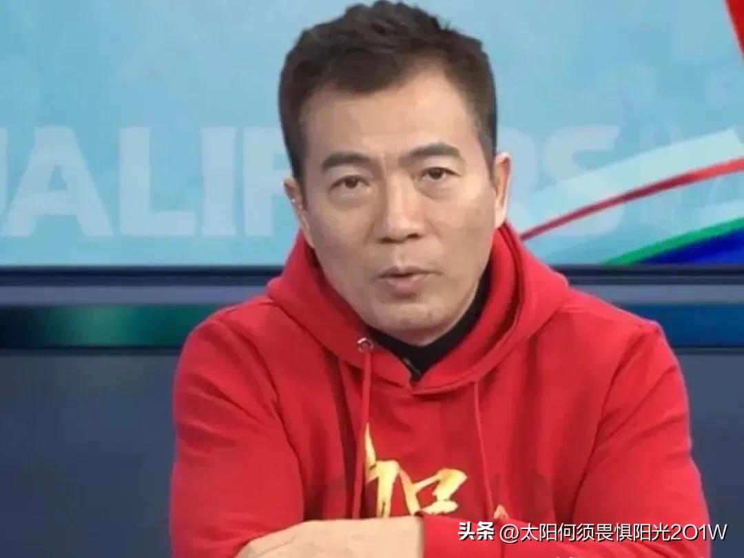 亚洲杯 日本1-2伊拉克，黄健翔说的太对了。
伊拉克打的很聪明，用自己长处打日本