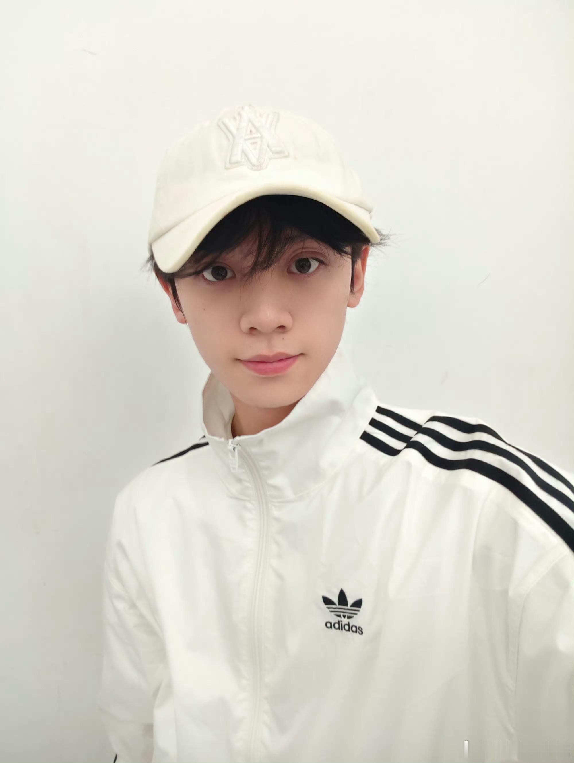 ？我去左航你返老还童了 