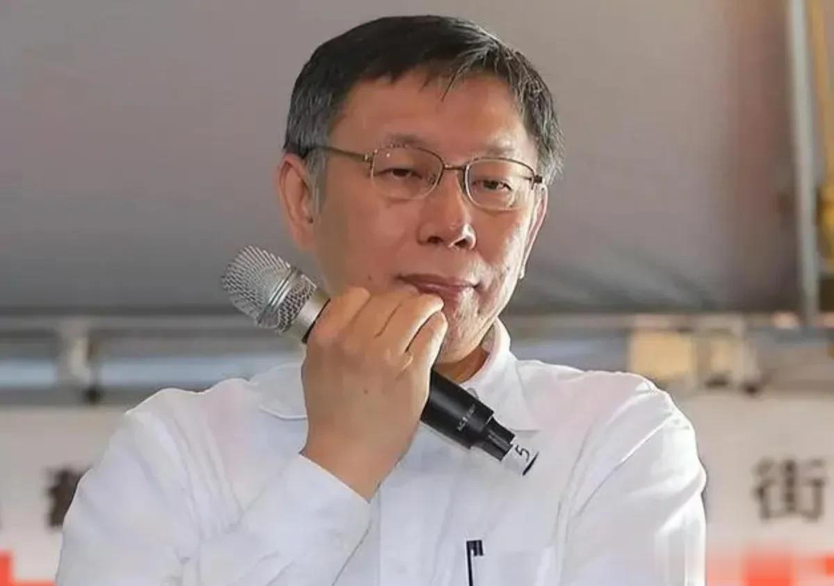 柯文哲又开始批评国民党了！12月1日，柯文哲接受TVBS战情室专访时称，针对国民