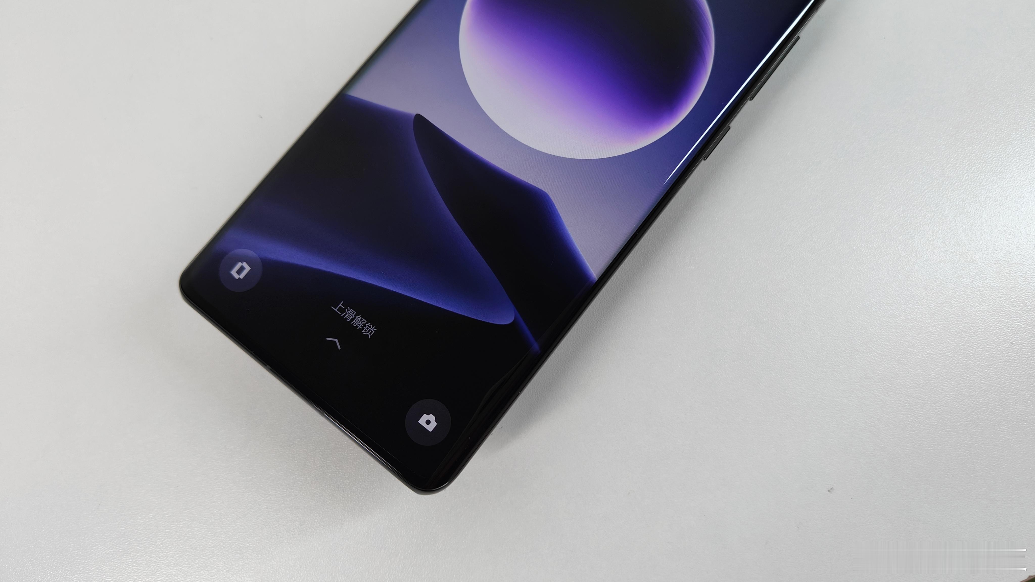 OPPO Find X7也用了一段时间，除了强大的性能印象深刻之外，这款手机在体