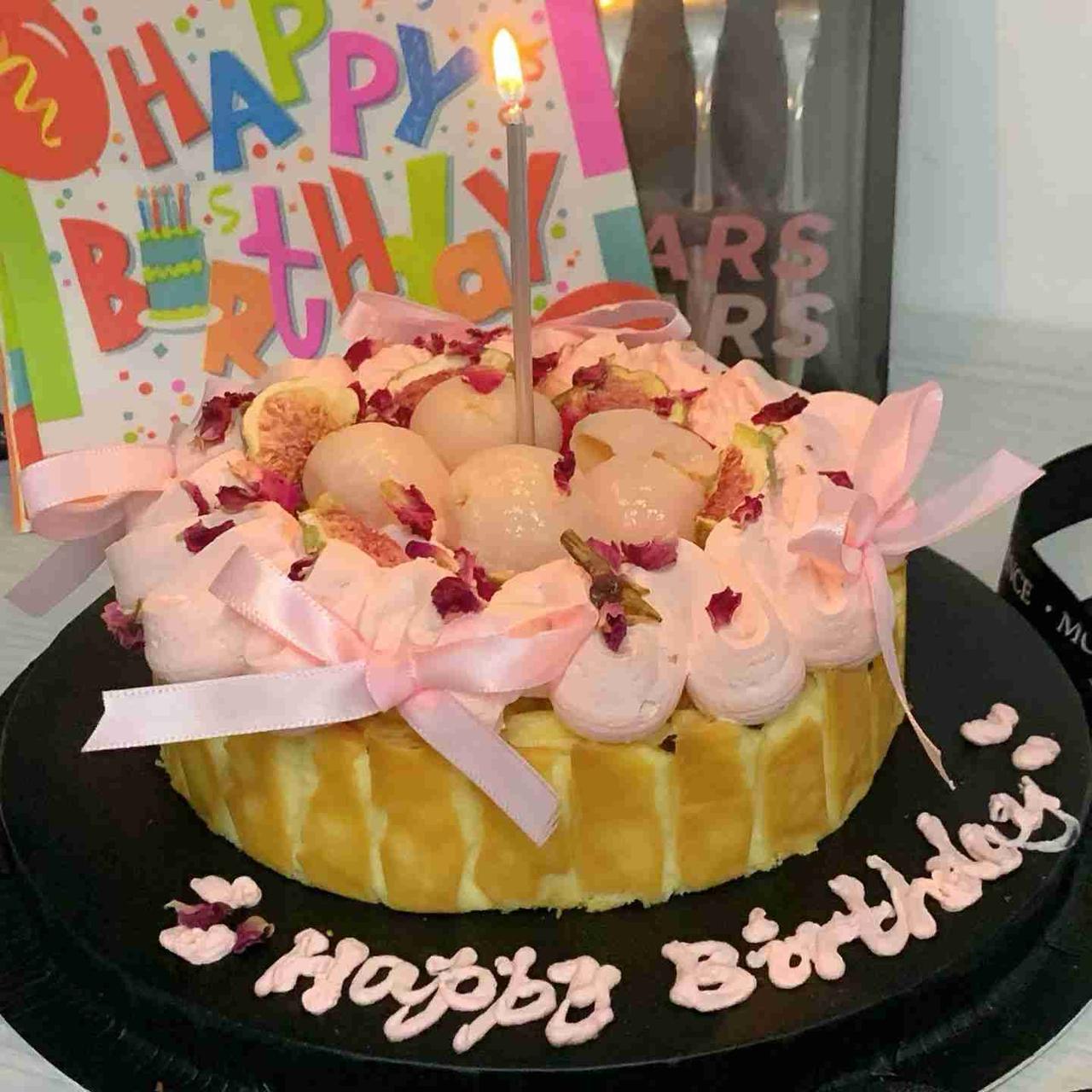 女儿过生日，我这当亲妈的却记不起来，我这日子过得是真糊涂啊！

昨晚刷抖音刷到大