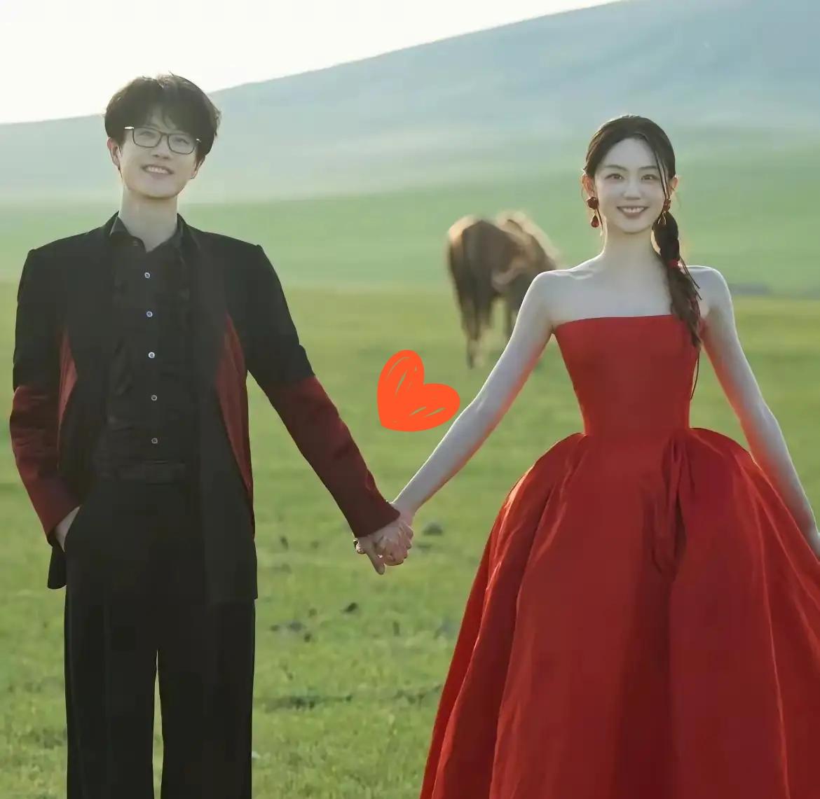 我宣布，
再也不听许嵩的歌曲了。
不是这次他和 00 后冯禧结婚，而是他唱歌变了