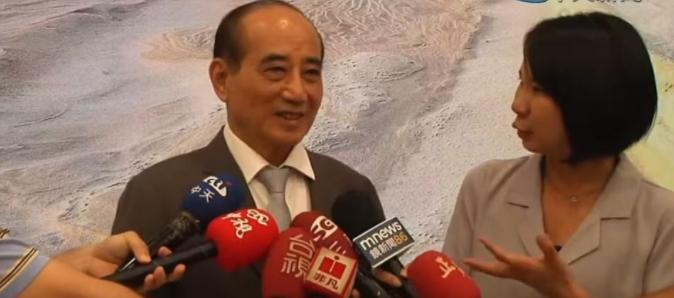 王金平对郑丽文表示肯定，并支持他的主张！在10月24日，前台湾立院院长王金平在接