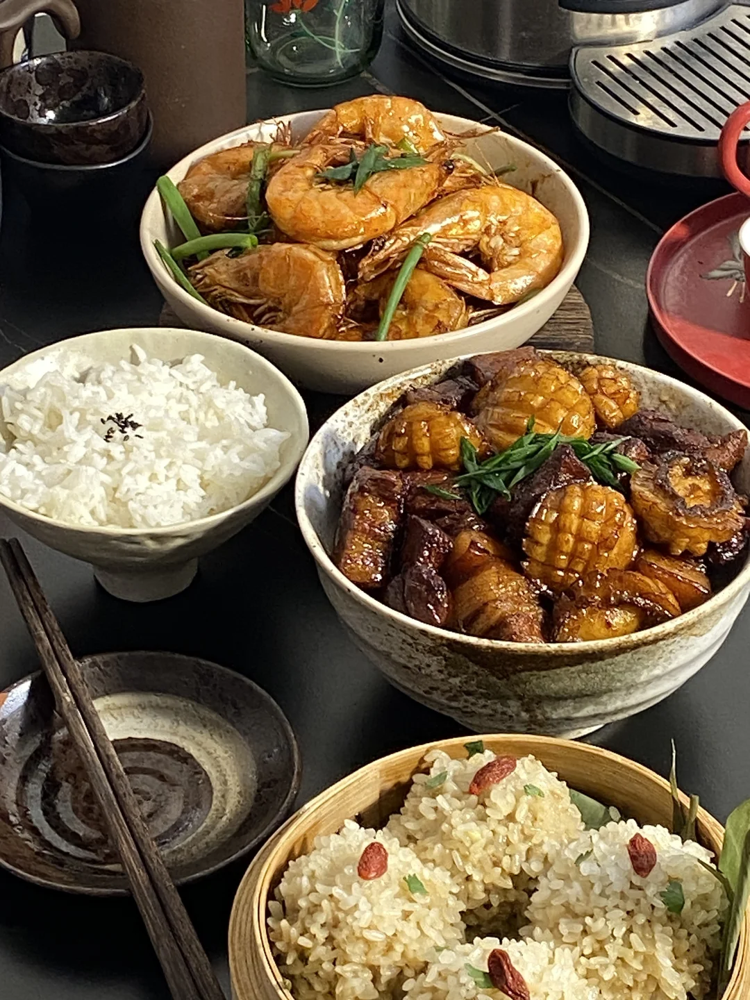年饭菜谱📜鲍鱼红烧肉 油焖大虾  糯米丸子