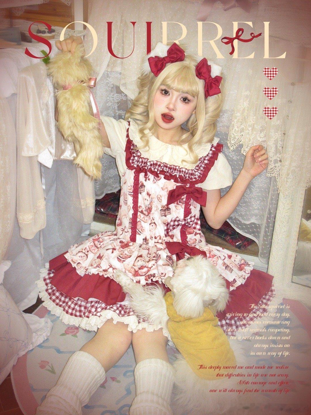 #猫芮可[超话]##小松鼠背带# 速报！小松鼠背带上身效果来啦！超可爱的小松鼠背