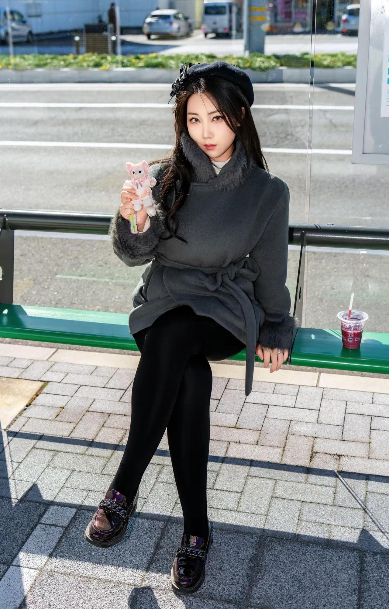 灰黑色穿搭好看嘛。今天换种风格秋冬穿搭  厚黑美学  优雅气质  御姐