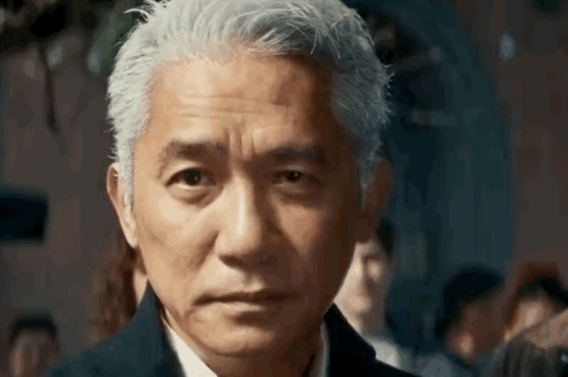 为什么梁朝伟这么老了还这么有魅力[比心][比心]
梁朝伟真的亲亲松松就能驾驭得了