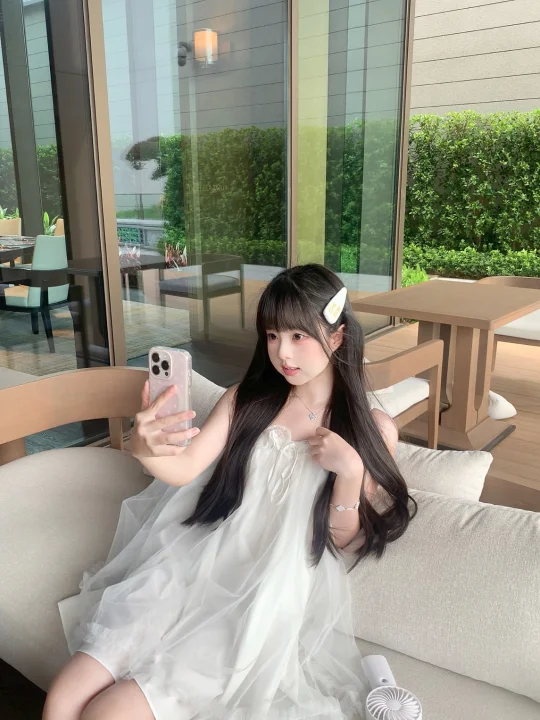 好喜欢小白裙啊啊啊！