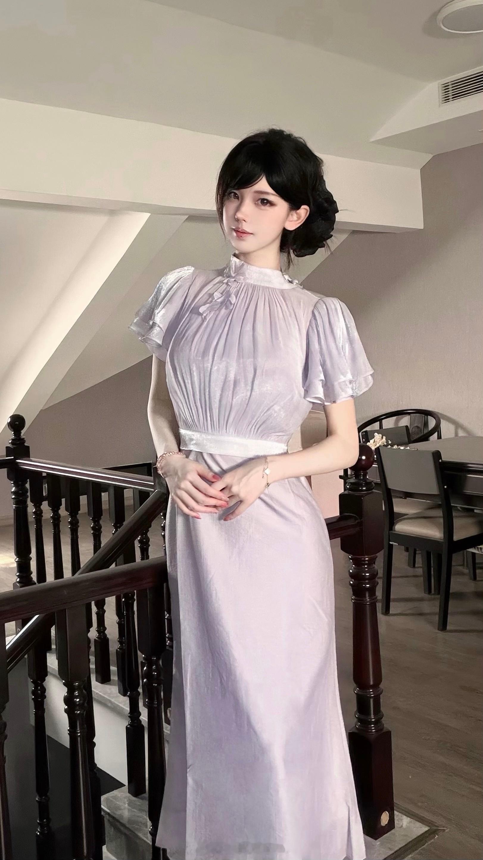 灰紫藤. 