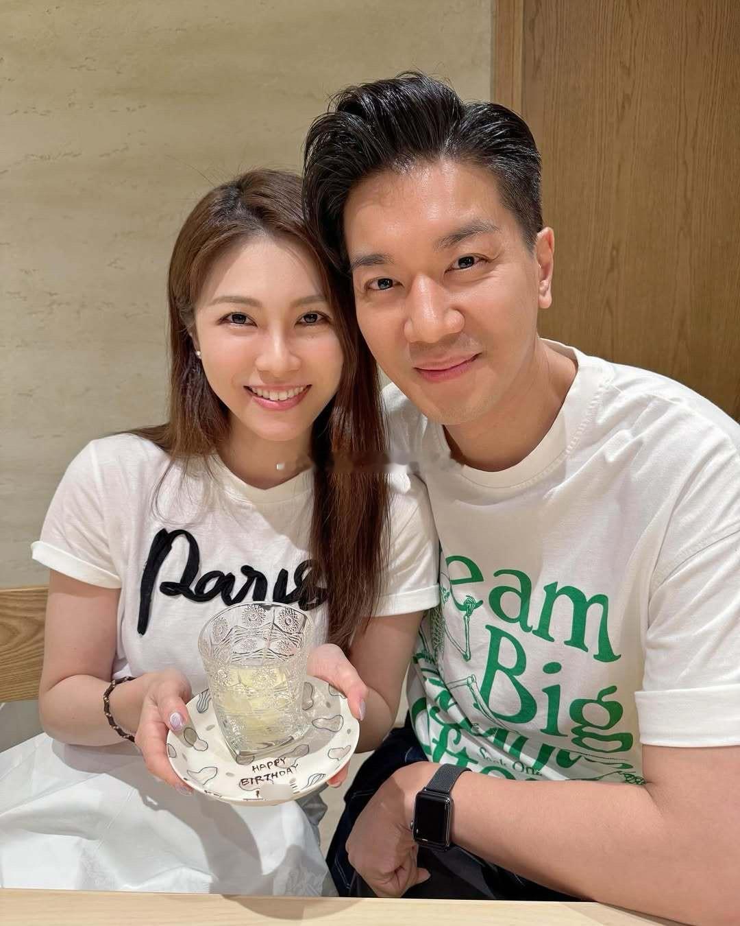黎诺懿帮老婆庆祝生日 ​​​