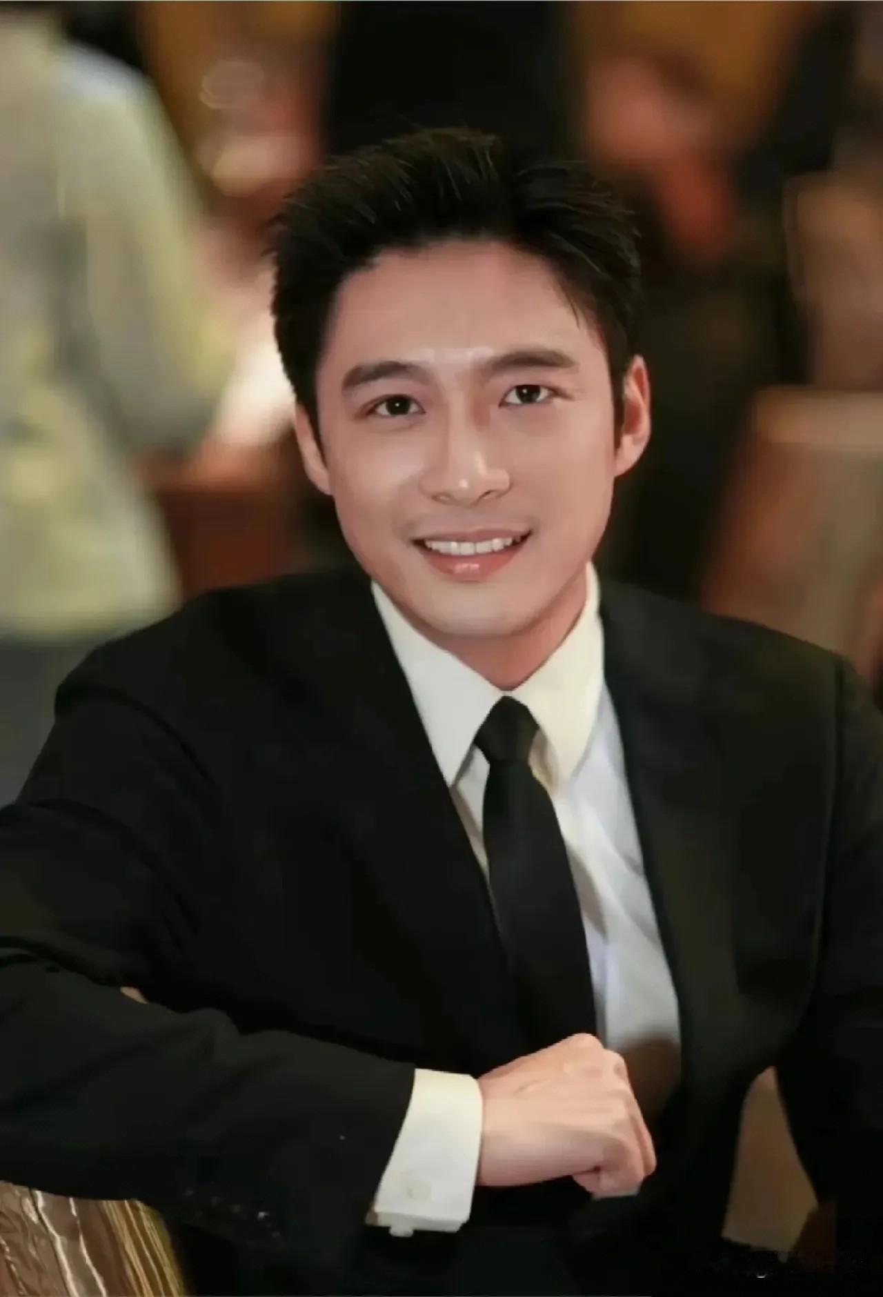 我有种预感！
估计霍启山很难再结婚了。

因为他的眼光太高了，特别喜欢他的嫂子大