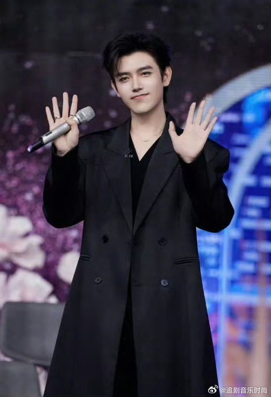 阿瑟不卖的时候反耳嗑到了看剧还没爱上，追剧团短短几秒钟我已出生🙏 