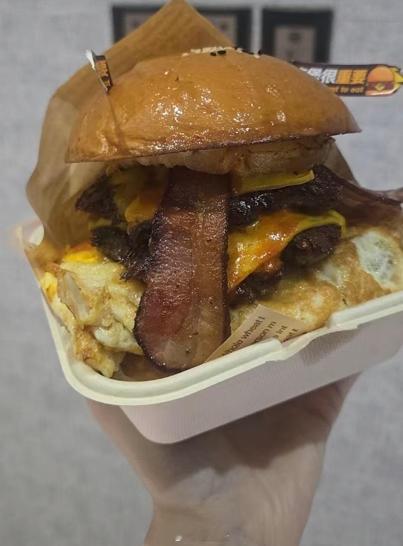 迪丽热巴瘦下来很快而我胖起来很快因为辅导作业到现在孩子饿了我也饿了，外卖骑手瘦了