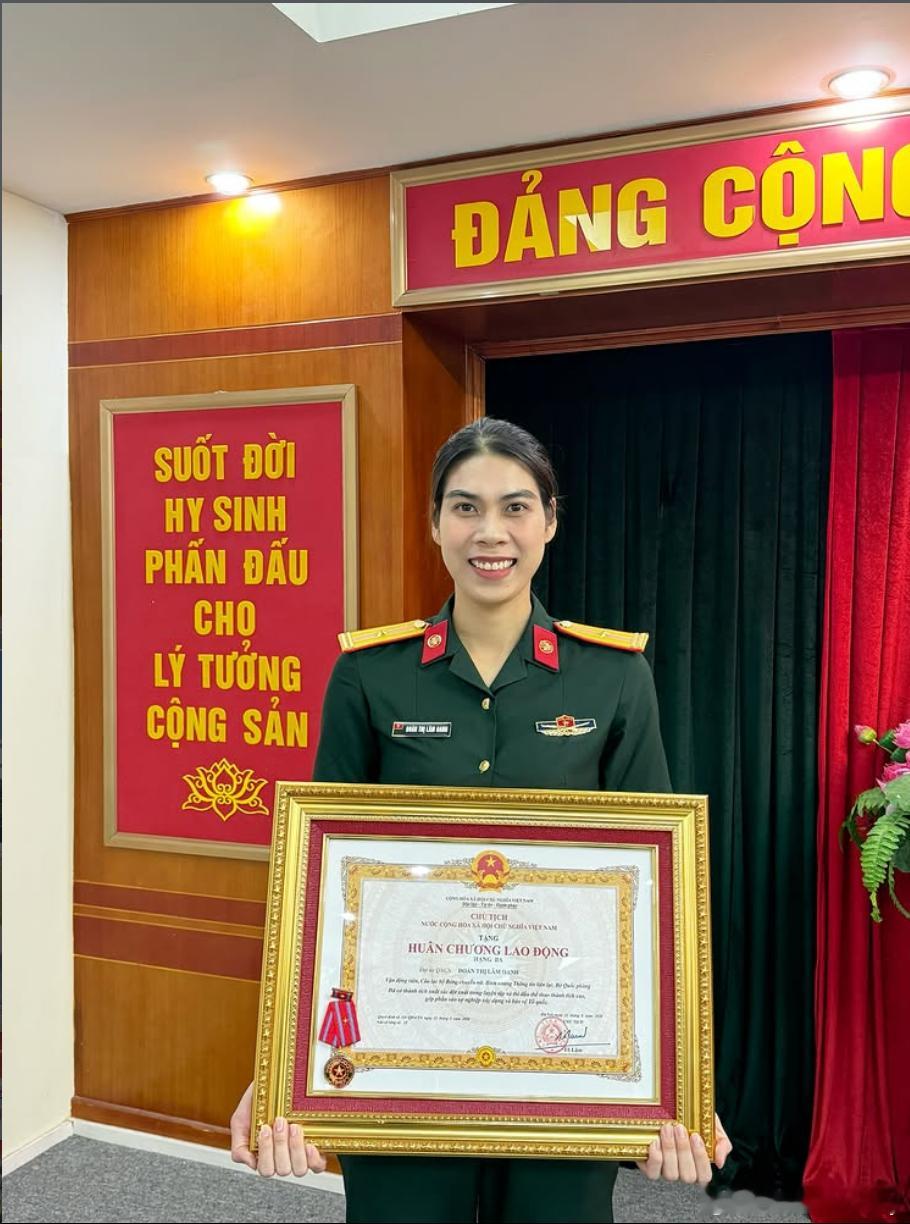 🇻🇳越南女排主力二传 段氏林英（Đoàn Thị Lâm Oanh）获颁越南