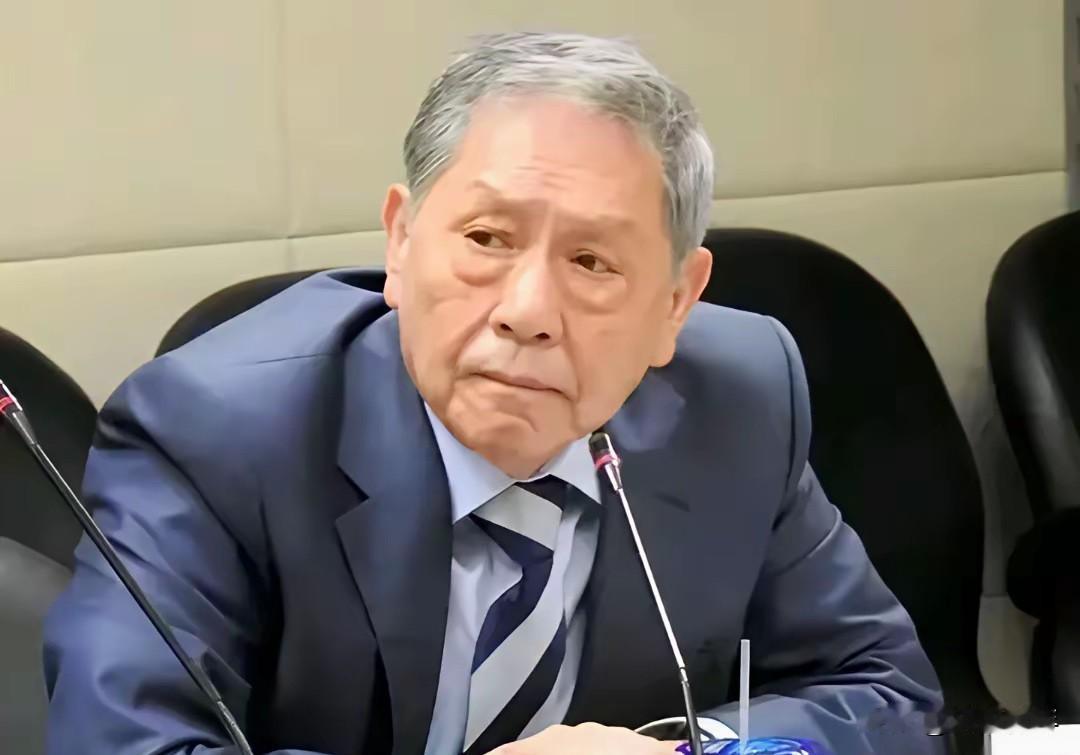 近日，台湾退役中将帅化民说:别看日本上蹿下跳挑衅中国跳的欢，其实他也有软肋，他最