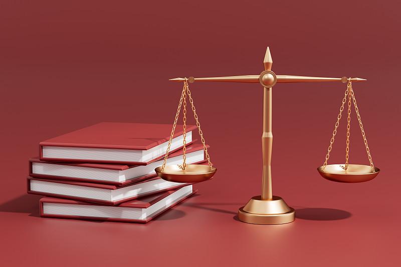 秦法官正在审理一起盗窃电瓶车的案件，被告人对指控的犯罪事实和罪名均无异议，不过他