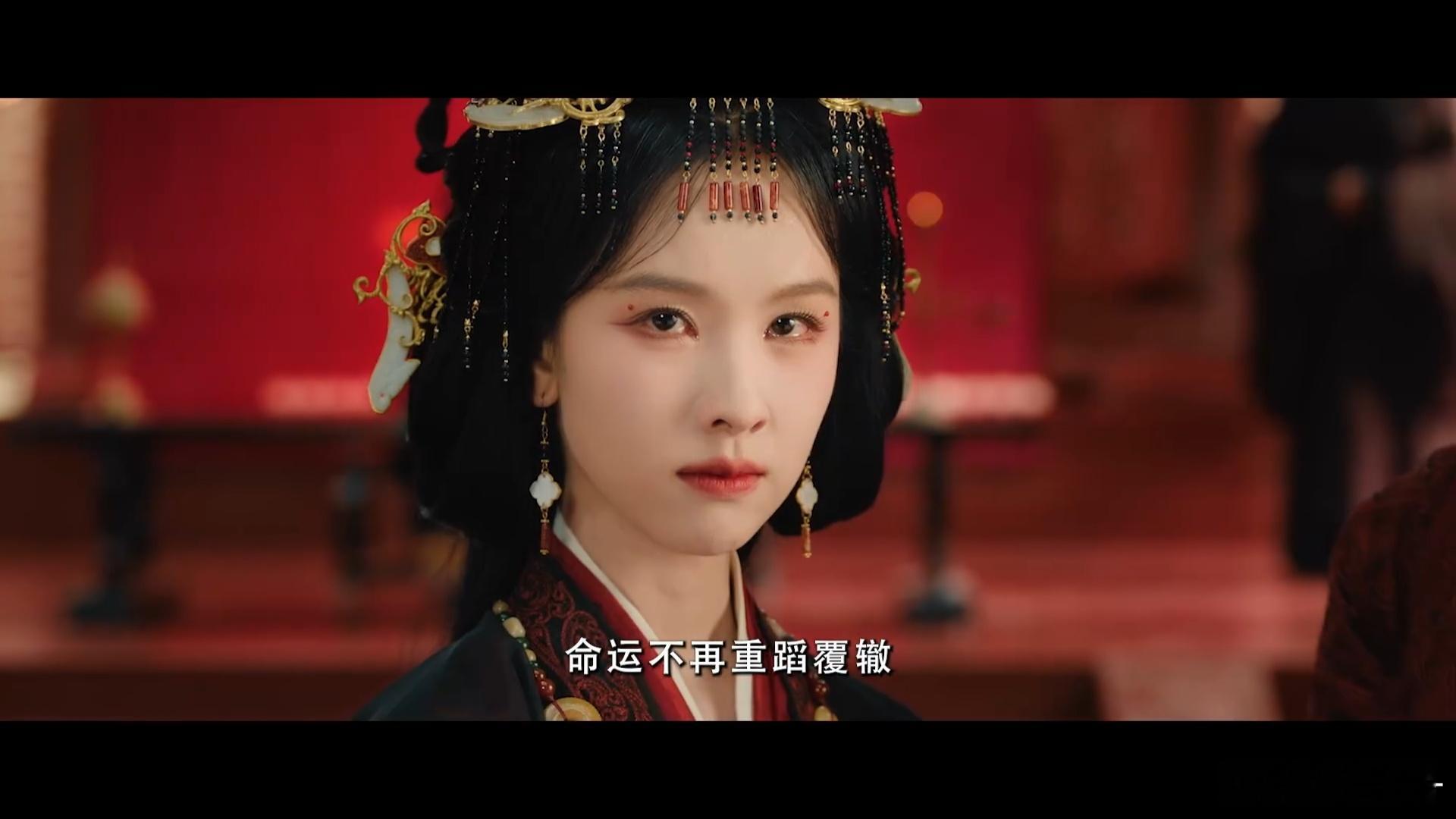 陈都灵翘楚镜头翘楚也有陈都灵 这几个镜头好漂亮啊 期待播出！ 