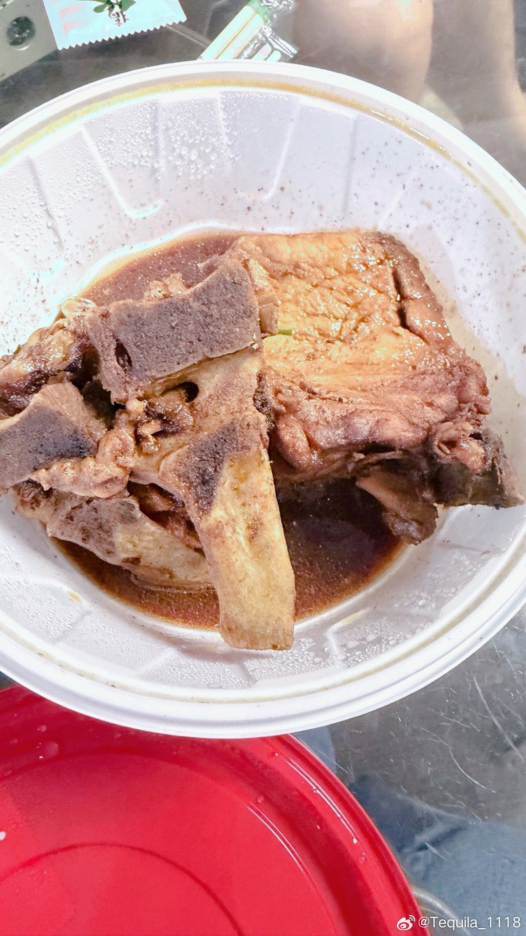 我爱锅包肉。可惜这家做的没有公司附近那家好吃。 
