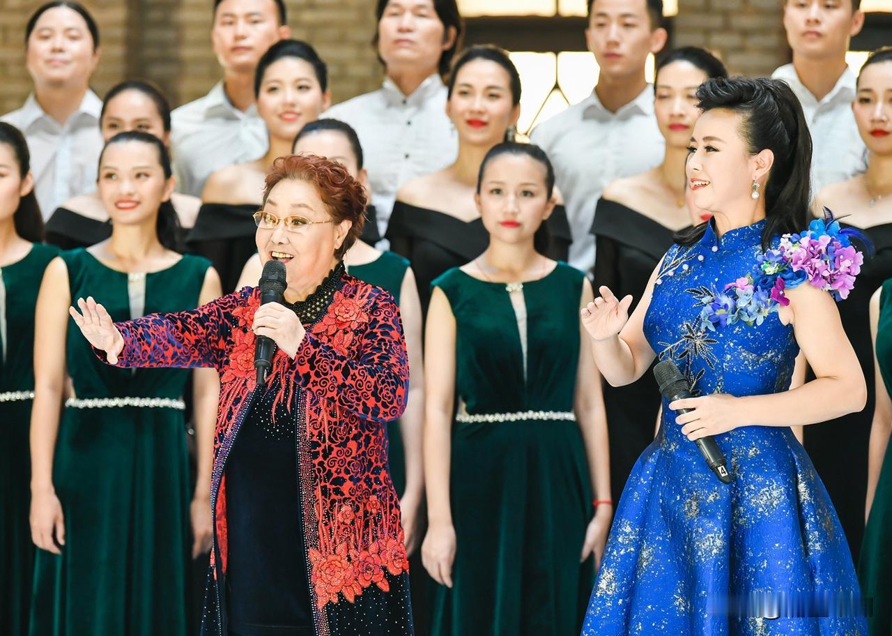 郭兰英老师走了，但她留下的“一条大河”还在流淌。《我的祖国》里那句“一条大河波浪