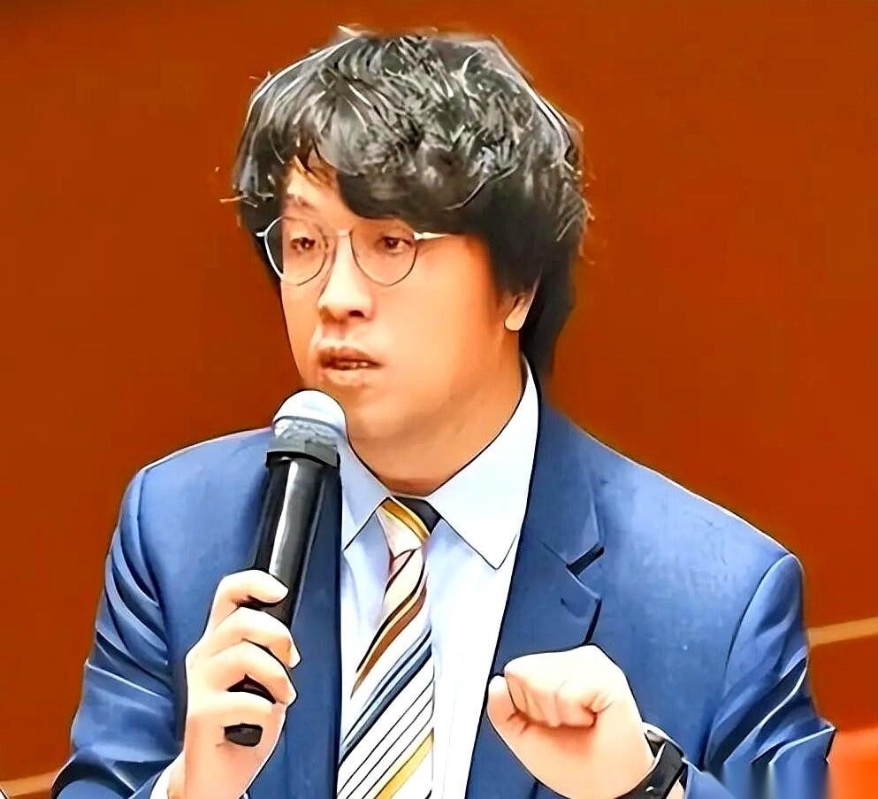国民党中央委员江永雄10月16号发起连署要开除赵少康党籍，就因为赵少康在10月7