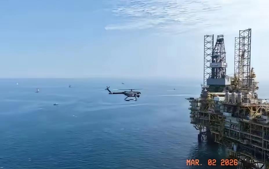 就在全世界
都被中东的战火所吸引的时候，东方大国又做了大事情，据央视新闻通报，我