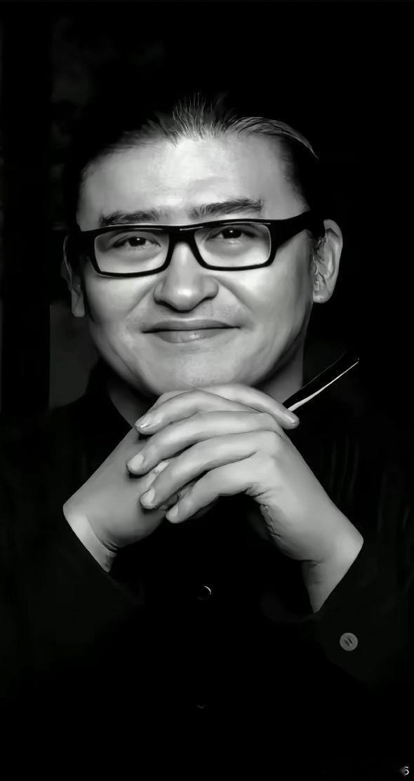 千万次的问惊闻刘欢老师去世，我愣了很久。9月25日上午，他在上海于家人陪伴下病逝