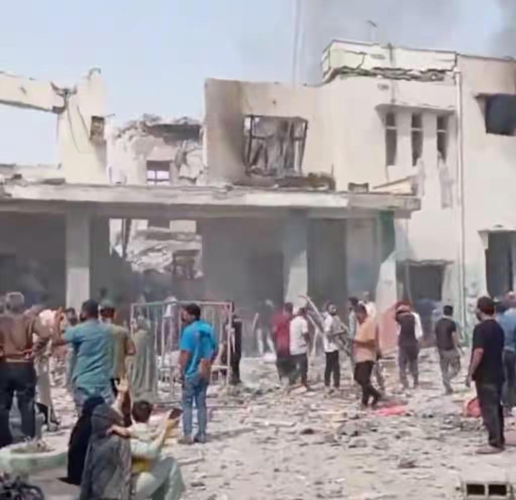 老帮K们发动战争！老百姓遭殃！美以袭击致伊朗南部米纳卜市一所女子小学被炸，死亡人