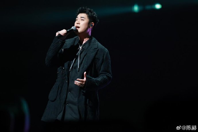 陈赫说自己第一次拍戏时都发抖陈赫鼓励式教学 陈赫的教学秘诀：先暴露自己的狼狈，再