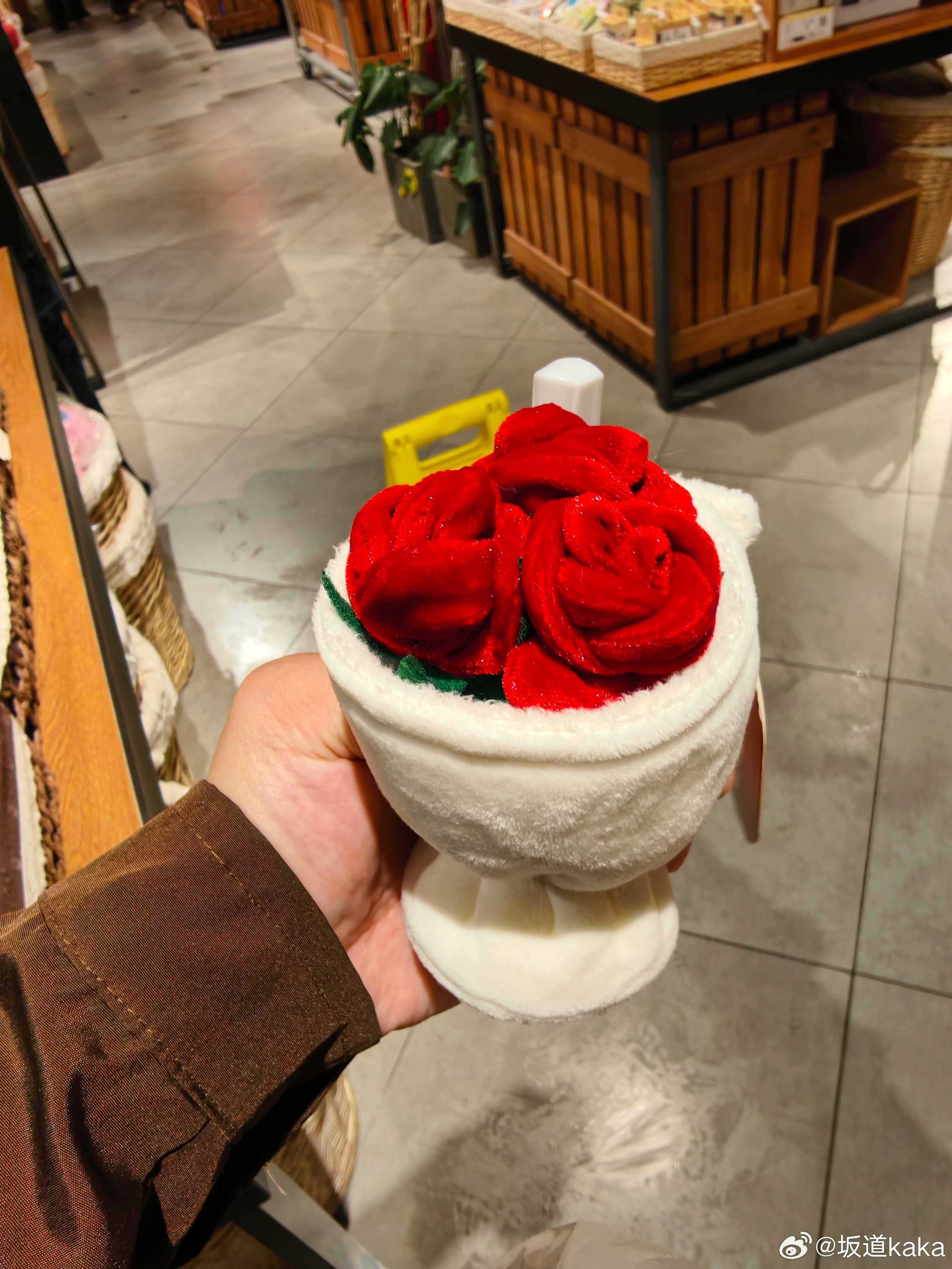 我展开讲讲广东boy喜欢的女人是怎么样的。有一种独属老广的五官长相，外省人看着以