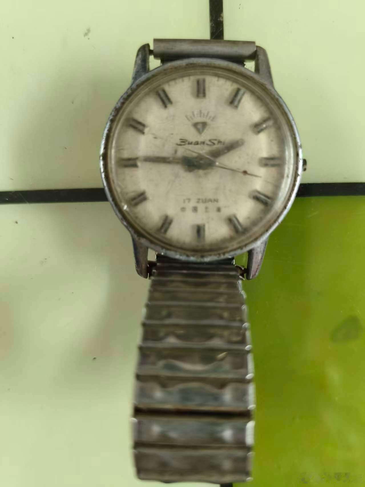 八、钻石牌（ZuanShi / Diamond）手表1）品牌与厂家品牌：钻石牌（