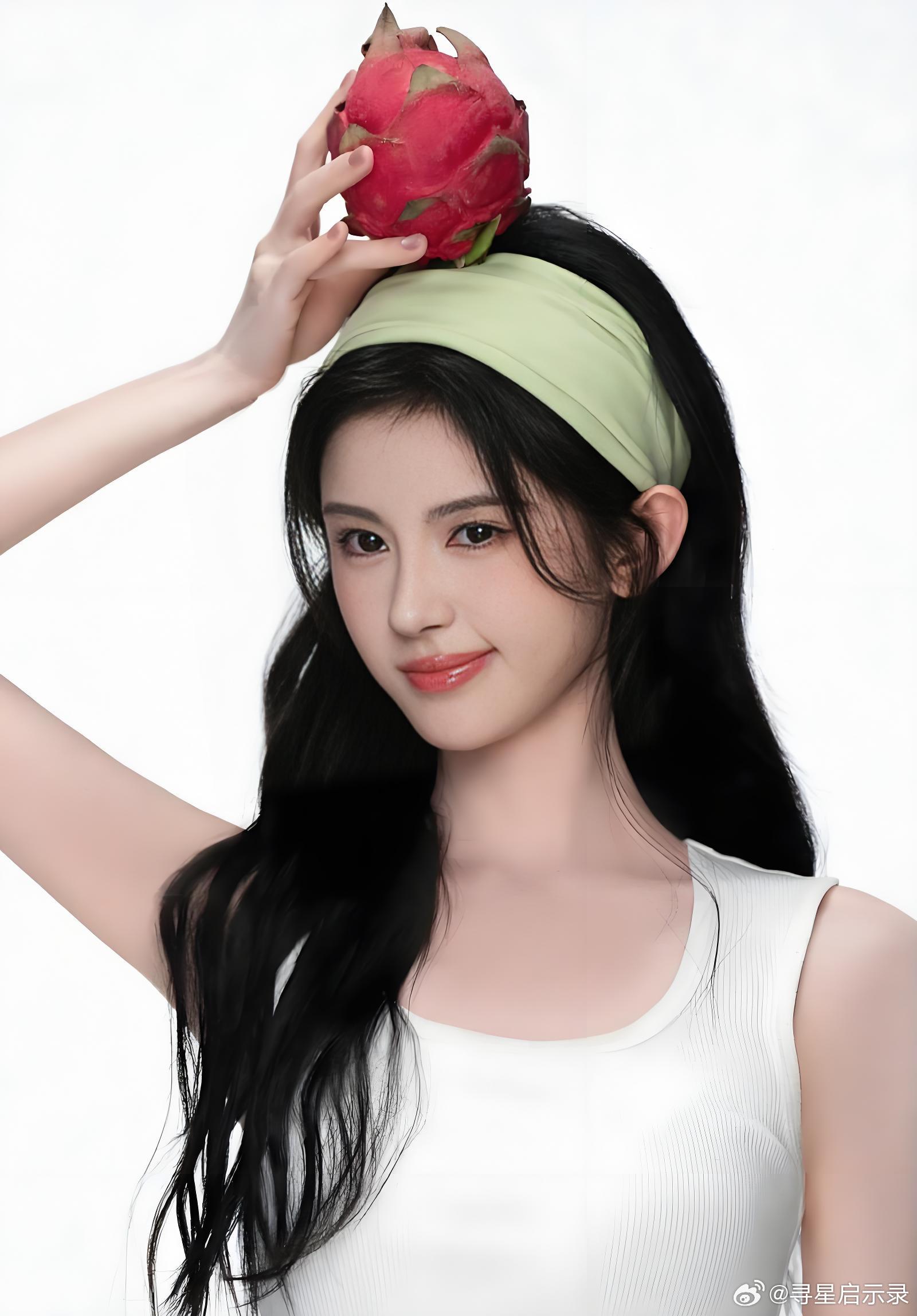 鞠婧祎被丝芭实名举报偷税漏税，丝芭真的是不想让月鳞绮纪播啊，丝芭不只是要钱 主要