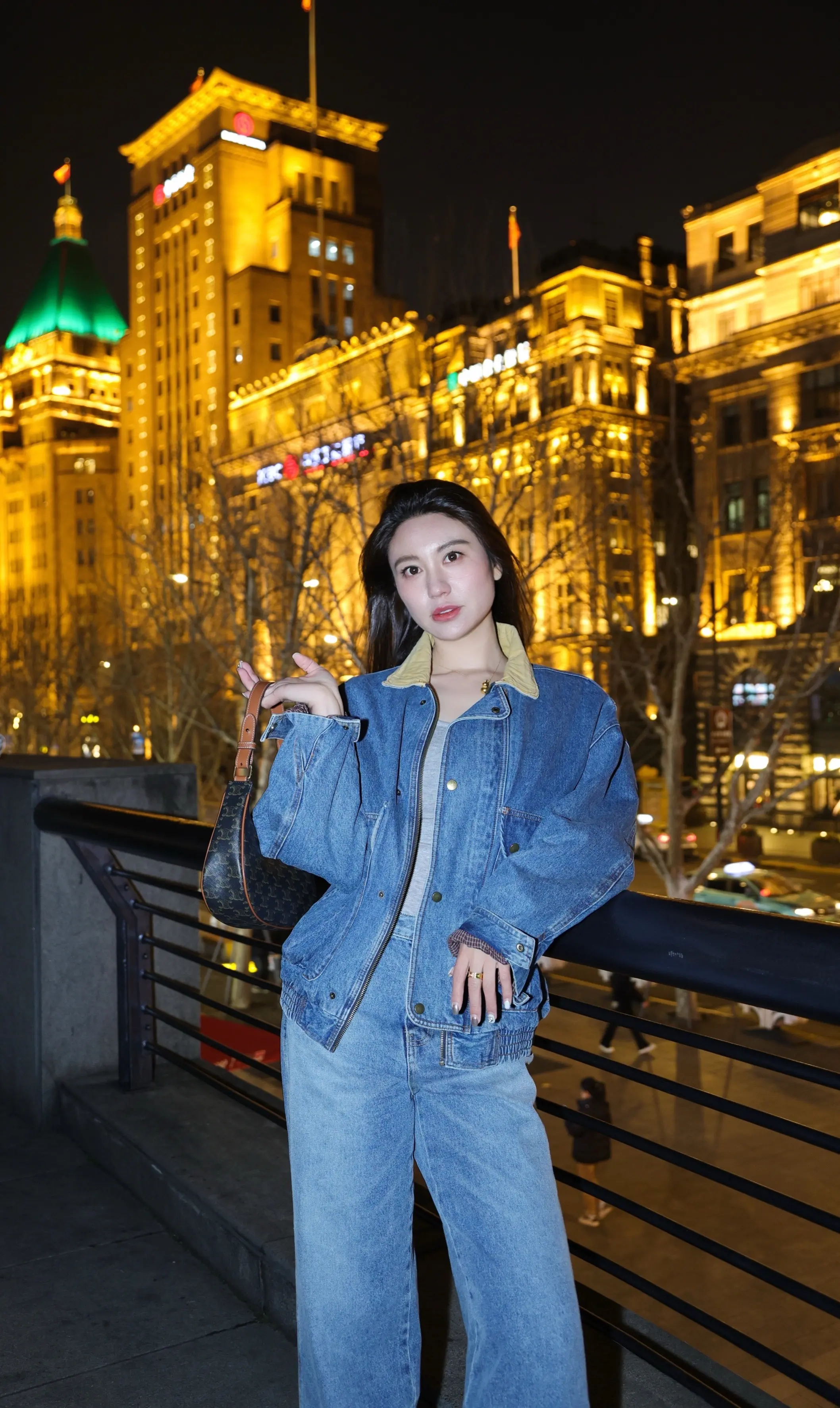 怎么会有这么美的上海！来上海N次都没有好好打过卡、这次在上海治疗三天嗓...