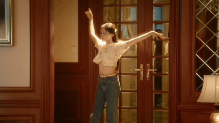 林允新剧在饭局上被强迫跳舞林允新剧好敢演 沈冉冉那段看得我拳头硬了！没背景的北漂