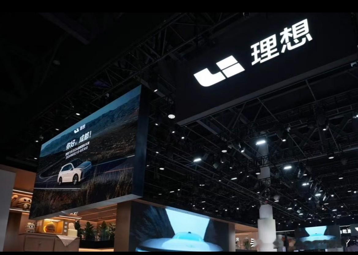 ‼️‼️8月17日，国家统计局发布了7月社会消费品零售数据，像一面镜子照出了当下