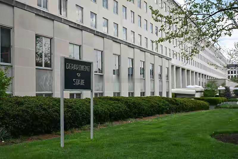 美计划本周末发动“猛烈轰炸”，伊朗：全面反击方案已就绪美国国务院8月1日向中东地