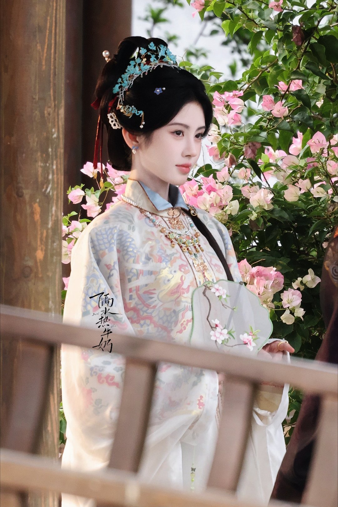 jjy鞠婧祎jjy 鞠婧祎露芜衣 jjy记得自我保护 必要时候讲些善意谎言
