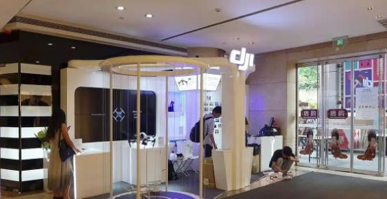 中国出手太狠了，这次美国真疼了。
 
12月22日美方刚把大疆塞进管制清单，转头