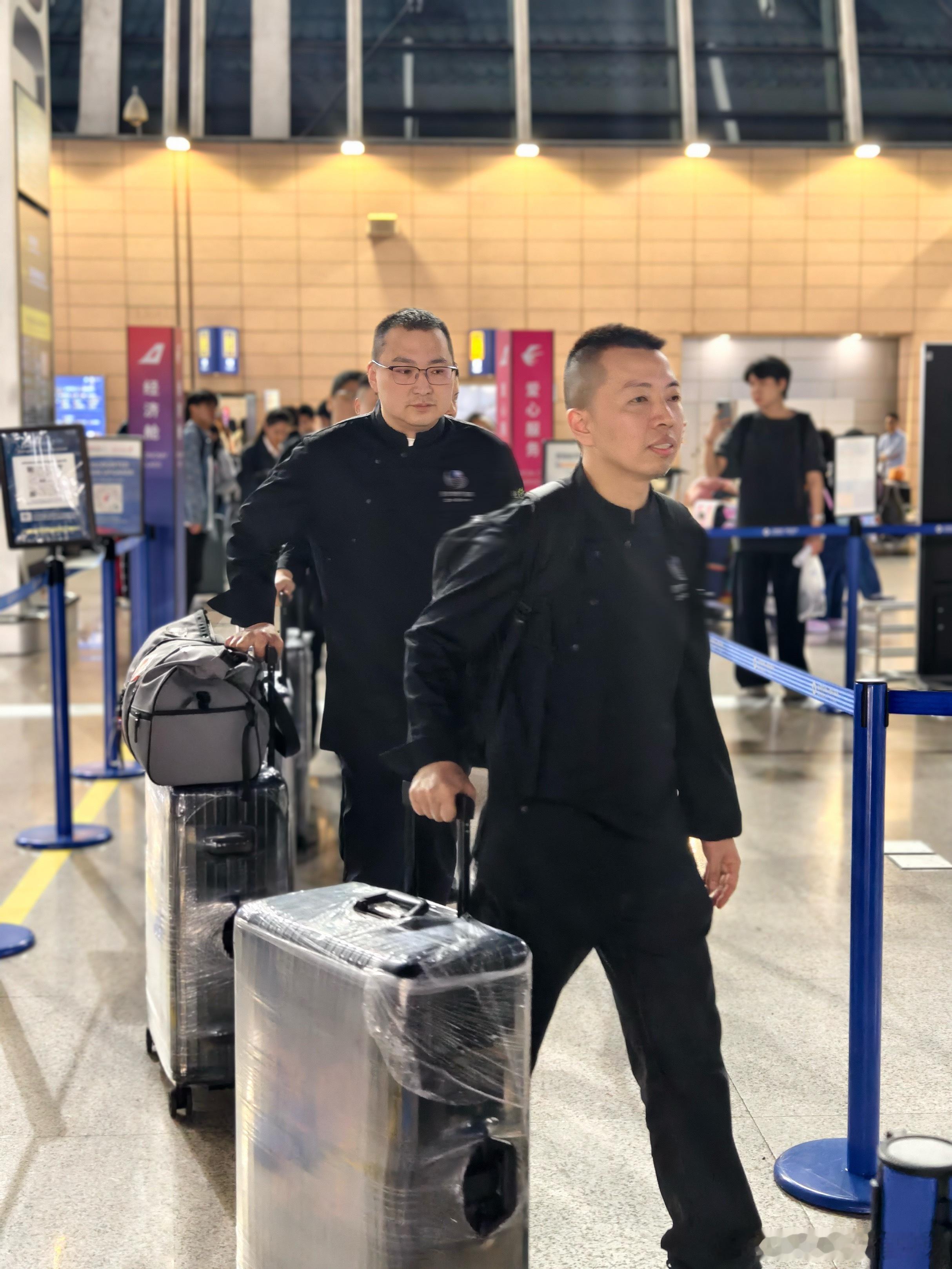 中国主厨天团出征戛纳，携太湖河虾籽、汉源胡椒粒等本土食材出发，用东方香料征服国际