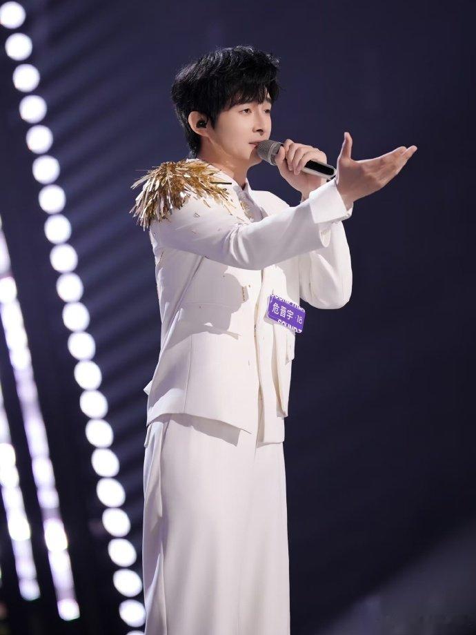 周杰伦都听不出牛仔很忙的程度 危晋宇是真的会整活！直播挑战周杰伦《牛仔很忙》，训