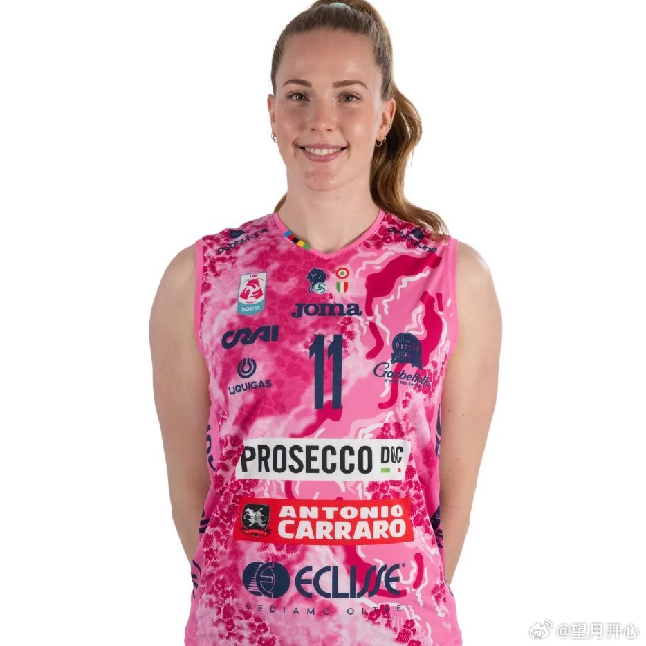 - 在许多人眼中，伊莎贝尔·哈克是世界上最好的接应二传手。⚡️伊莎贝尔·哈克：我