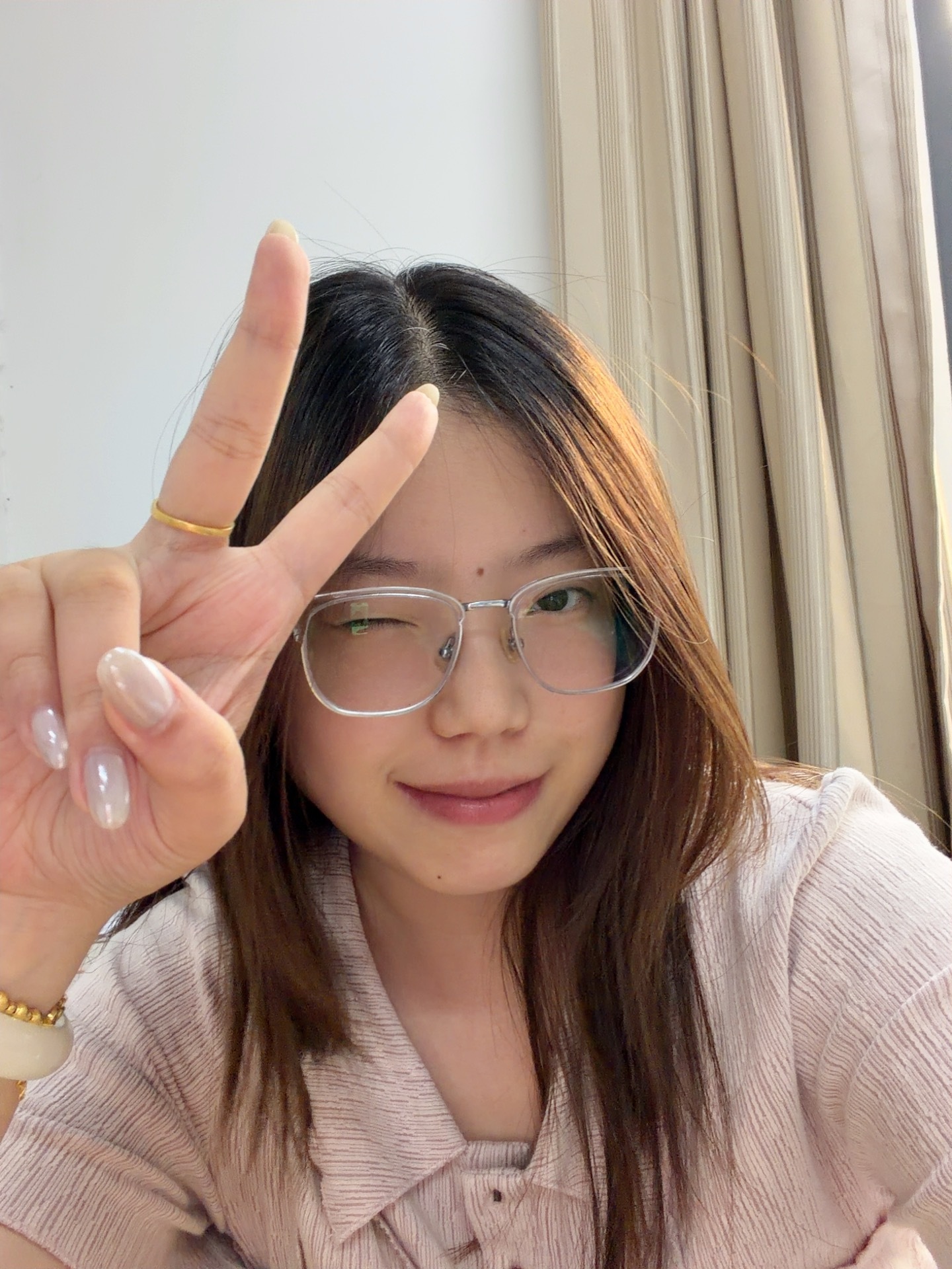 头发又要染了 换个啥颜色呢 