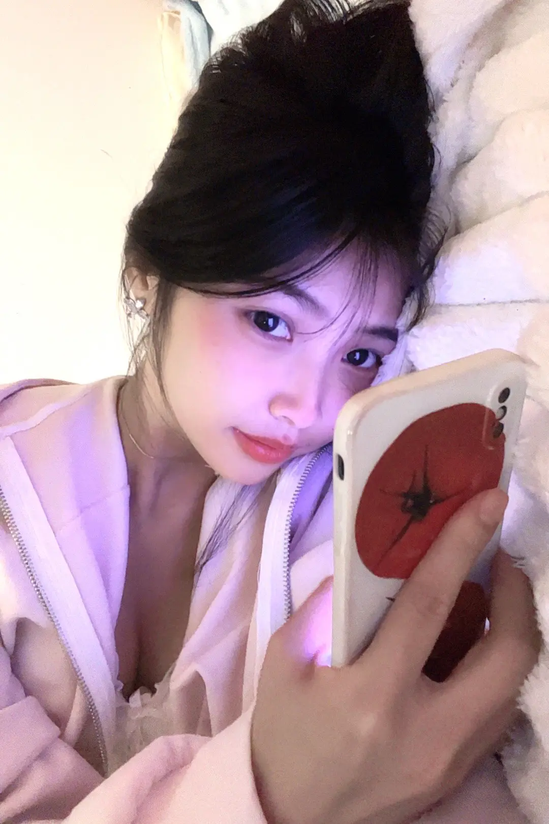 “你像Siri一样 有问必答 但从不主动”