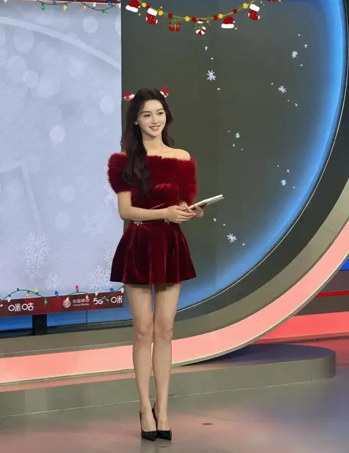 1节8次失误，库里16投仅4中，你敢信？这不是附加赛，这是勇士王朝的葬礼。
开