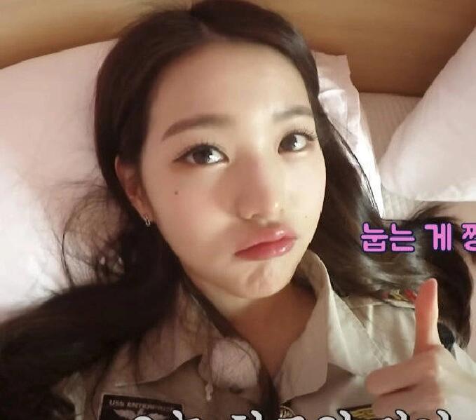 最近很多人因为推荐关注我 在这里说一下 我只给张元英做正规军 欺负她的我都骂 而