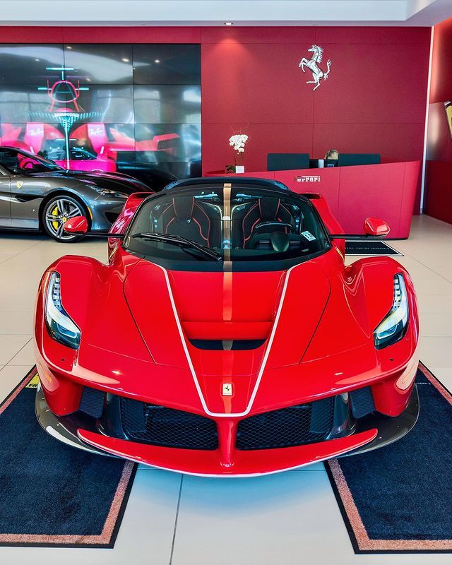 车坛三大神车~Ferrari LaFerrari Aperta ❤️#LaFer