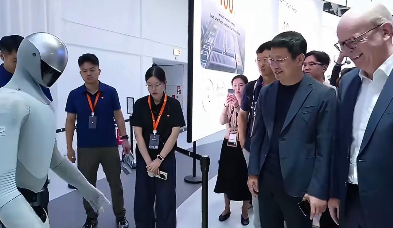 博西是世界顶级家电企业，也是欧洲第一大家电厂商。博西旗下的博世家电和西门子家电的