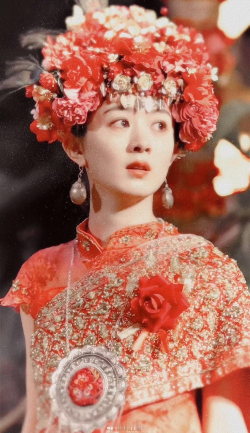 赵丽颖赵丽颖白狐狸赵丽颖 电影向阳花繁星之下盼晨曦，黄昏之后思蝉鸣，皎月清凉你是